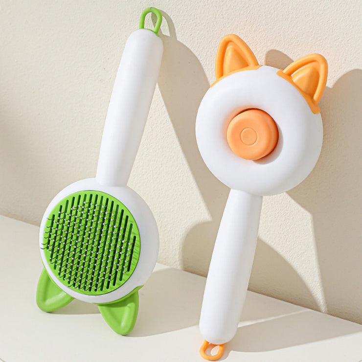 Self-Cleaning Brush – Gentle on Fur
